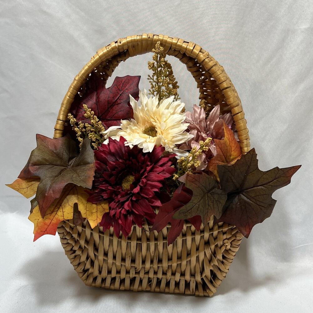 Vintage Wicker Straw Door Basket Hanger Pocket Fall Flowers Floral Thanksgiving